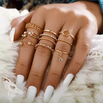 8 Gold-Plated Stackable Rings for Women Finger Rings Combo